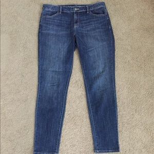 Vera Wang Skinny Jeans